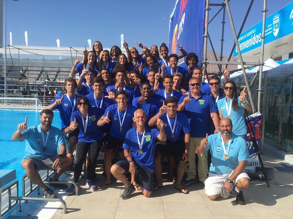 Polo Aquático do Brasil é campeão sul-americano juvenil no masculino e no feminino