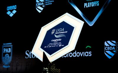 Flamengo encerra temporada com duplo ouro